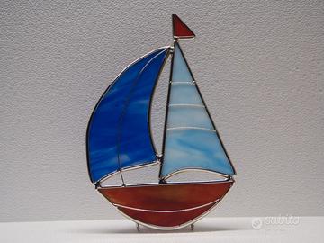 Lumino barca a vela