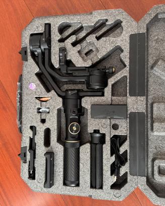 Stabilizzatore Zhiyun Crane 2s