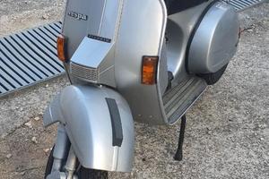 PIAGGIO VESPA PX 150 ARCOBALENO ISCRITTA ASI