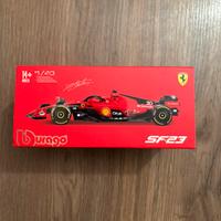 Ferrari F1 SF-23 Charles Leclerc con pilota 1:43