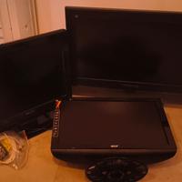 3 schermi TV e Computer