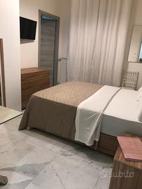 Stanza matrimoniale con bagno privato