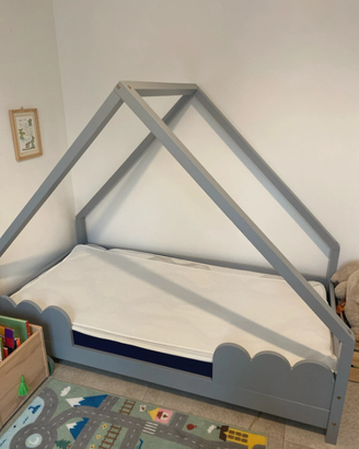 Letto montessori bambino