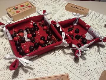 N 2 cestini di Natale più 2 presine a cappuccio 