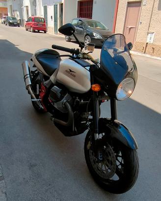 Moto Guzzi V11 Le Mans