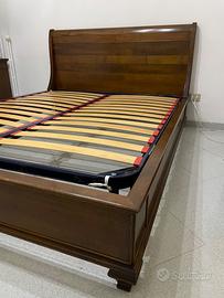 Camera da letto in noce massello Cantiero