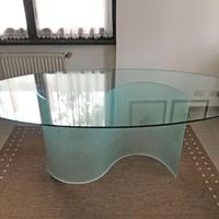 Tavolo da pranzo ovale vetro-cristallo