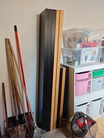 set di mensole Lack IKEA. 
