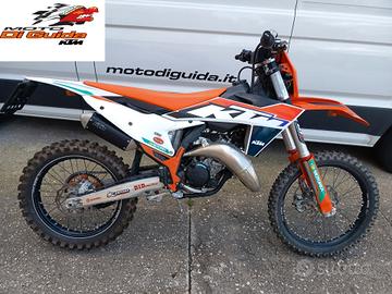 ktm 125 enduro 2023 omologata da immatricolare