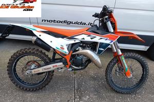 ktm 125 enduro 2023 omologata da immatricolare