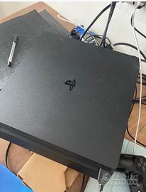 Consolle PlayStation 4 slim