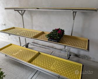 Espositore per piante e fiori