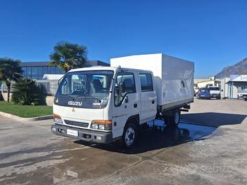 Nissan Cabstar DOPPIA CABINA CASSONE CENTINTO