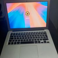 Macbook Air  13 pollici  2014