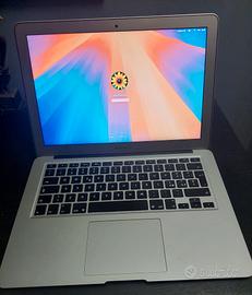 Macbook Air  13 pollici  2014