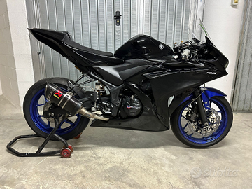 Yamaha r3 2018