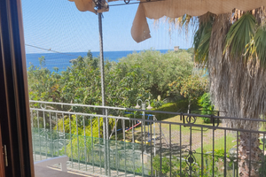 Fronte mare a Marina di Camerota 4-5 posti letto