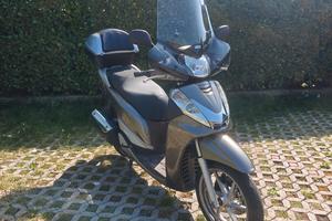 Honda SH300