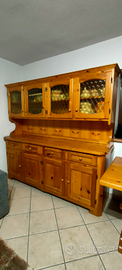 Credenza e tavolo tirolese