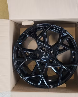 4 cerchi Nuovi 17 Audi A3 A4 A6 Q2 Q3 TT