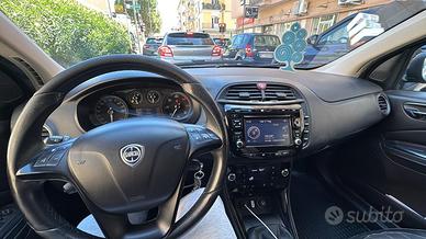 Lancia delta