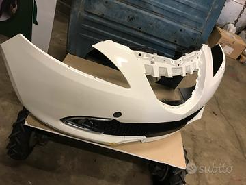 Paraurti anteriore, Y10