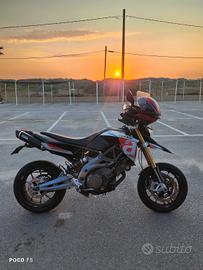 Aprilia Dorsoduro 750 (con scarico originale)