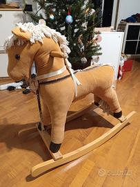 Cavallo a dondolo