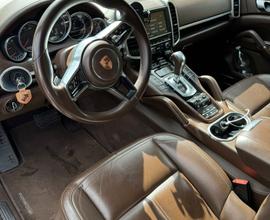 Porsche cayenne 2015 3.0 diesel