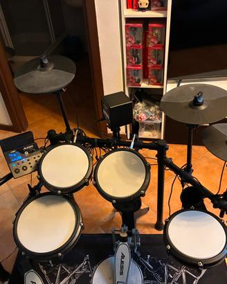 Alesis Nitro Max – 4 piatti  e accessori