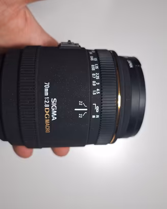 SIGMA 70 mm f2.8 EX DG MACRO PER NIKON