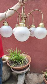 Lampadario a sospensione in ottone e cinque luci 