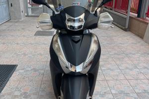 Honda sh300