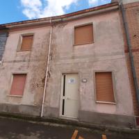 Gonnosfanadiga - Indipendente con cortile