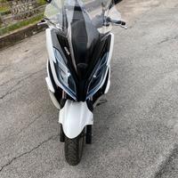 Stupendo kymco 300