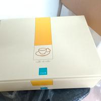 set tazzine e piattini thun 