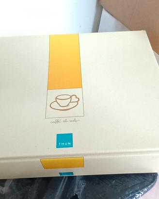 set tazzine e piattini thun 