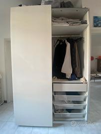 Armadio Ikea Pax due ante scorrevoli