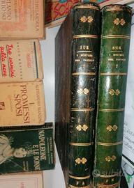 Blocco Libri antichi e Sue i Misteri dei popoli