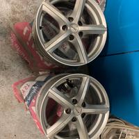 Cerchi in lega  Ford 16 pollici.