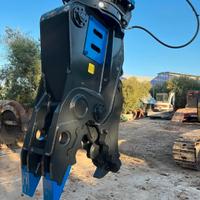 Pinza frantumatrice escavatore 200/250 q.li