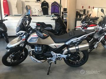 Moto Guzzi V85 TT travel