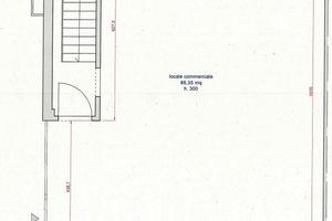 Locale commerciale a Lucca