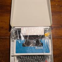 Macchina da scrivere Vintage Nuova.