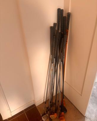 Set mazze da golf-ferri e legni-