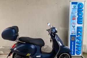 Piaggio Vespa 300 GTS hpe SuperTech