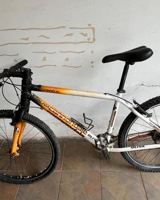Mountain bike CANNONDALE