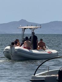 Selva 570 con Tohatsu 140