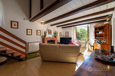 Rif.lu333| appartamento ind. valverde