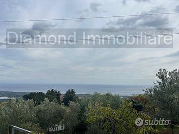 Immobile panoramico con terreno a Nunziata-Mascali